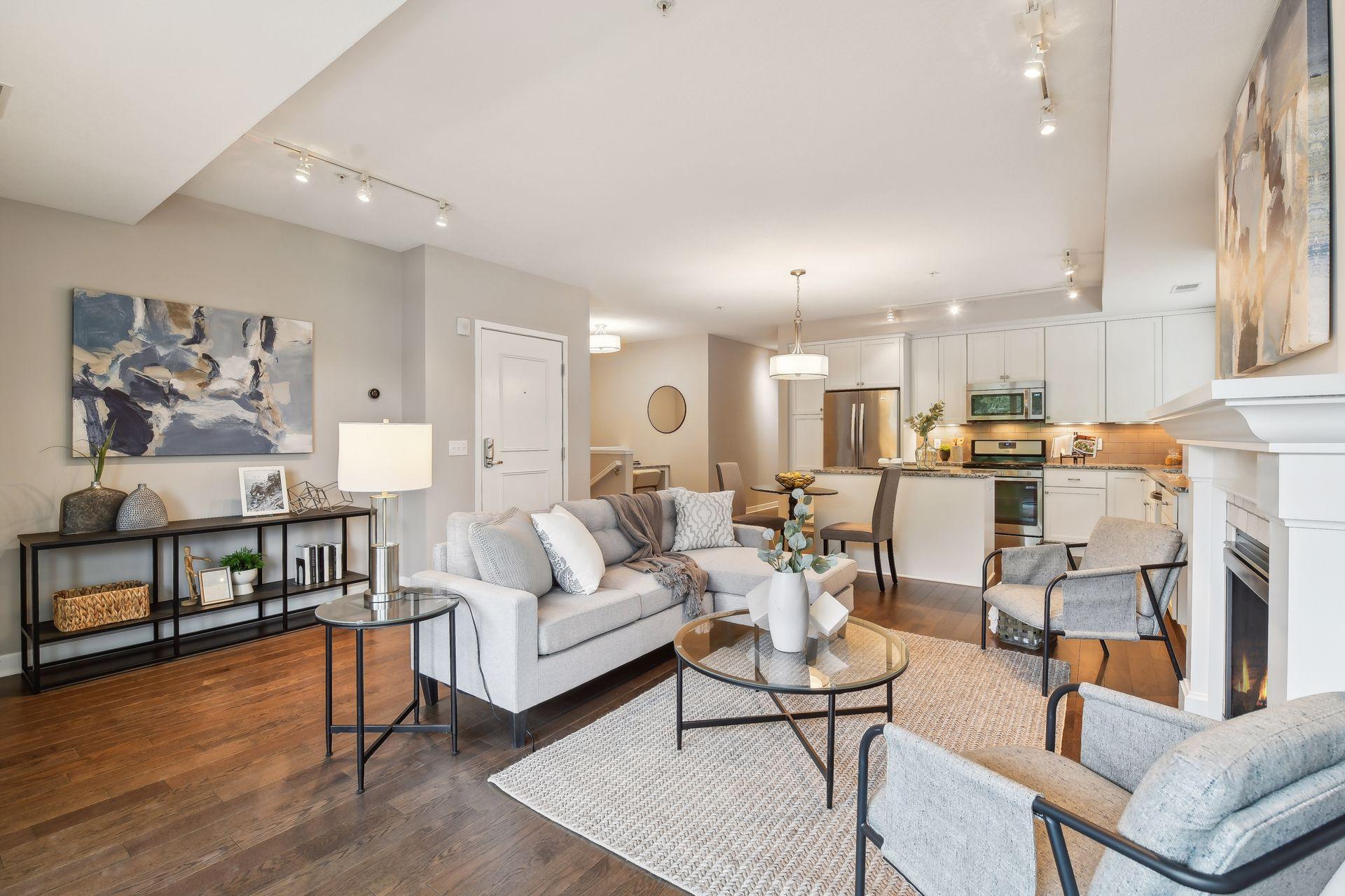 3974 Wooddale Avenue S Unit: 102