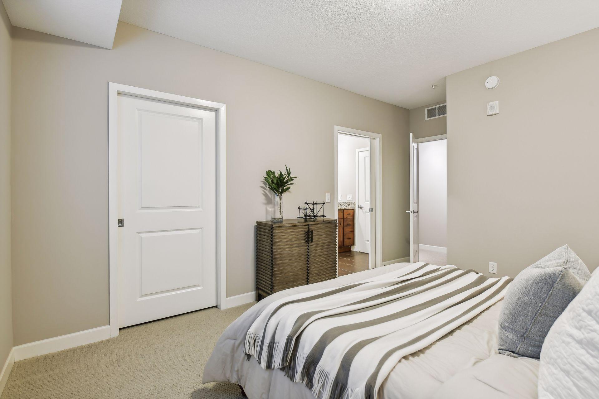 3974 Wooddale Avenue S Unit: 102