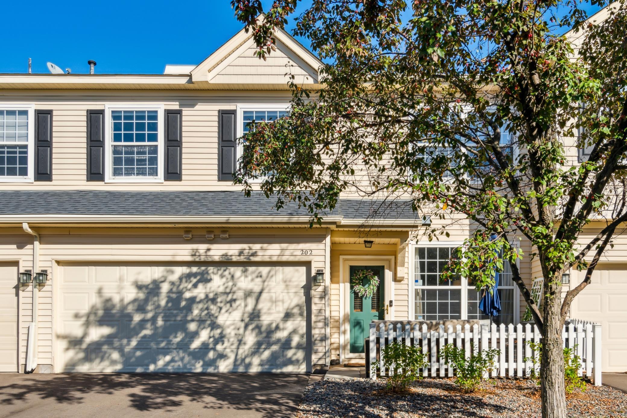 13730 54th Avenue N Unit: 202