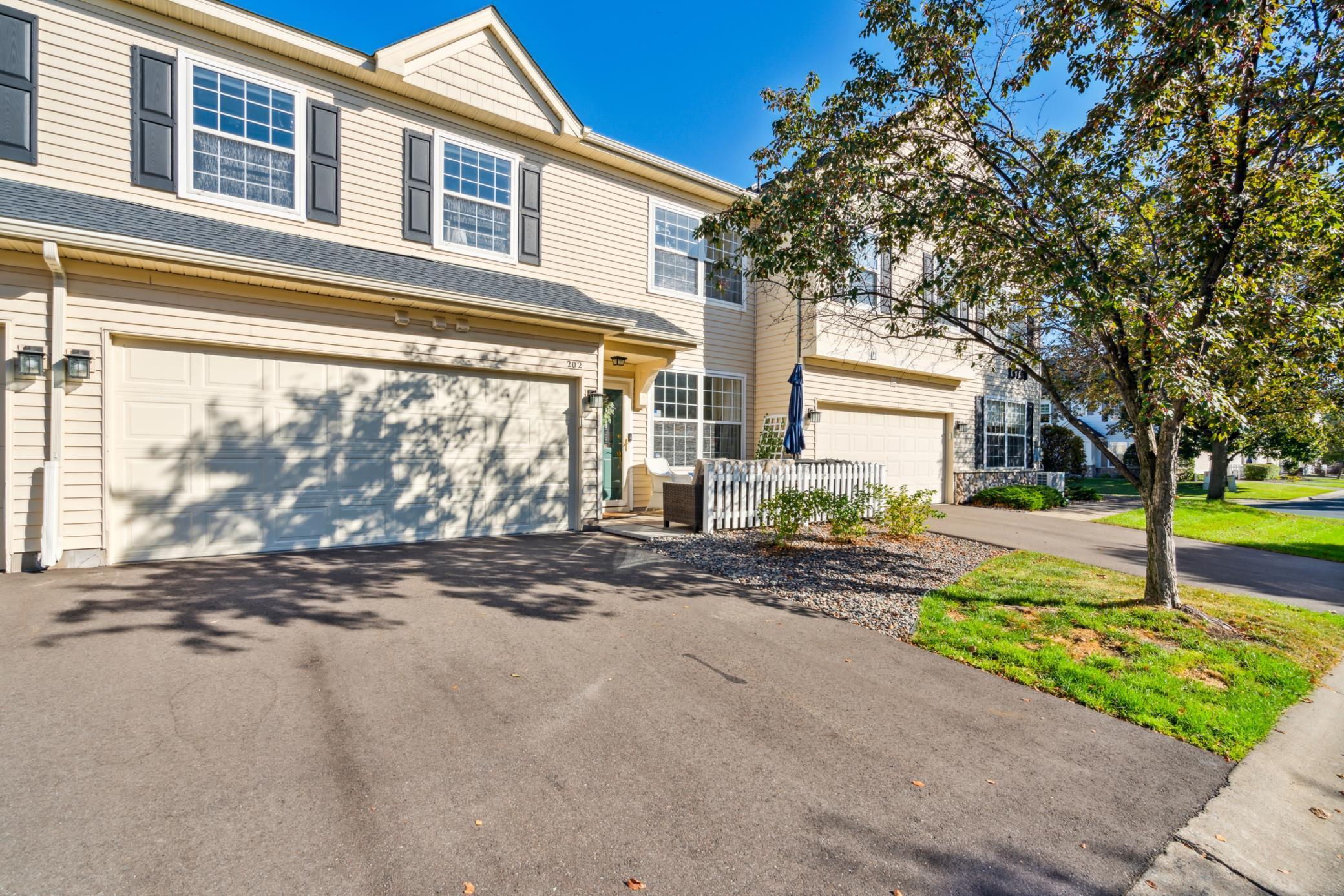 13730 54th Avenue N Unit: 202