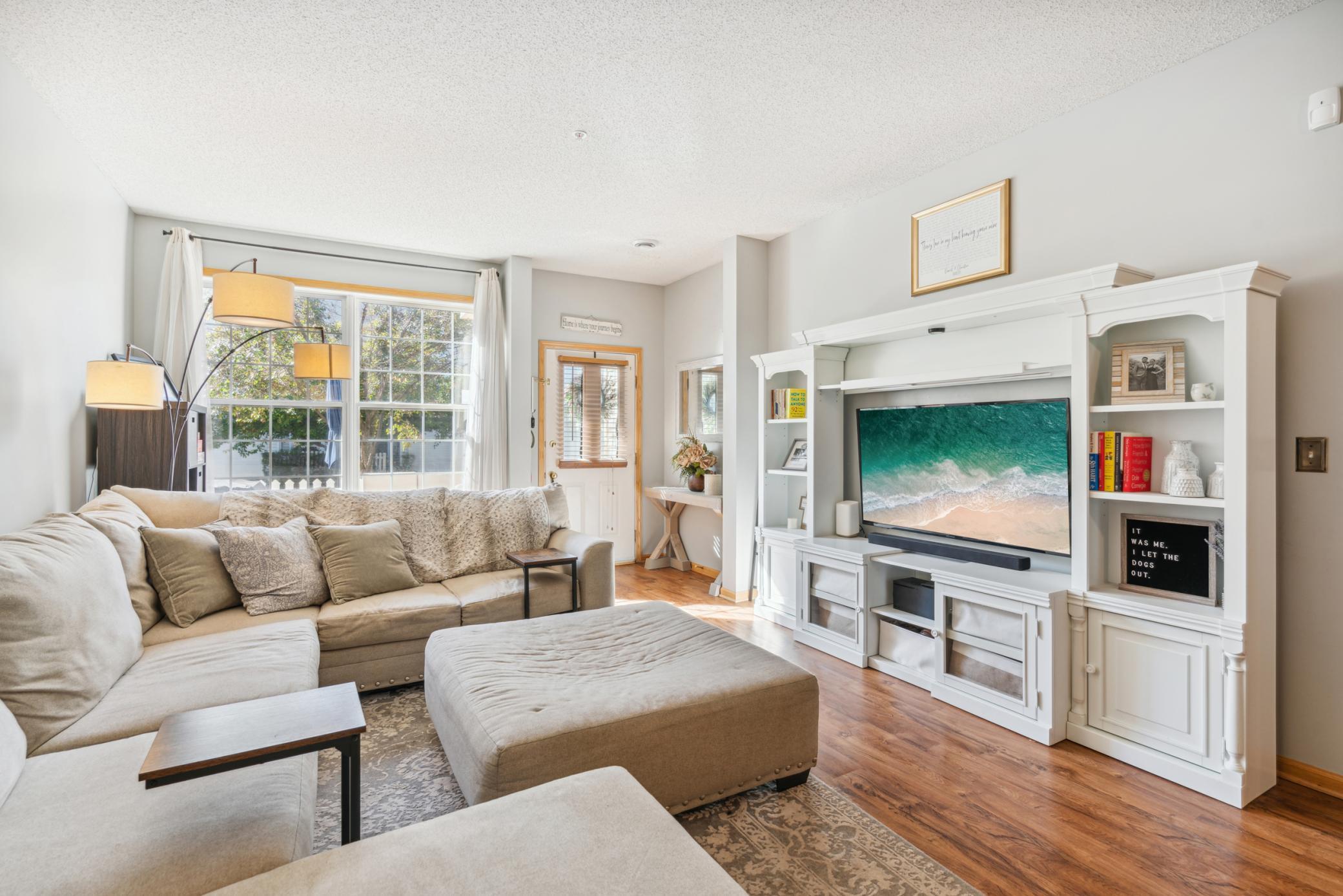 13730 54th Avenue N Unit: 202