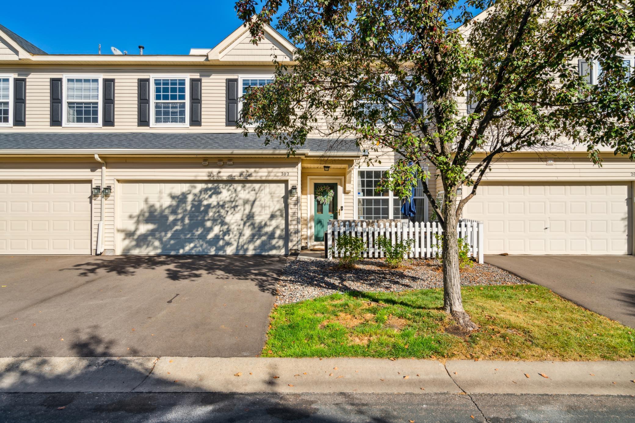 13730 54th Avenue N Unit: 202