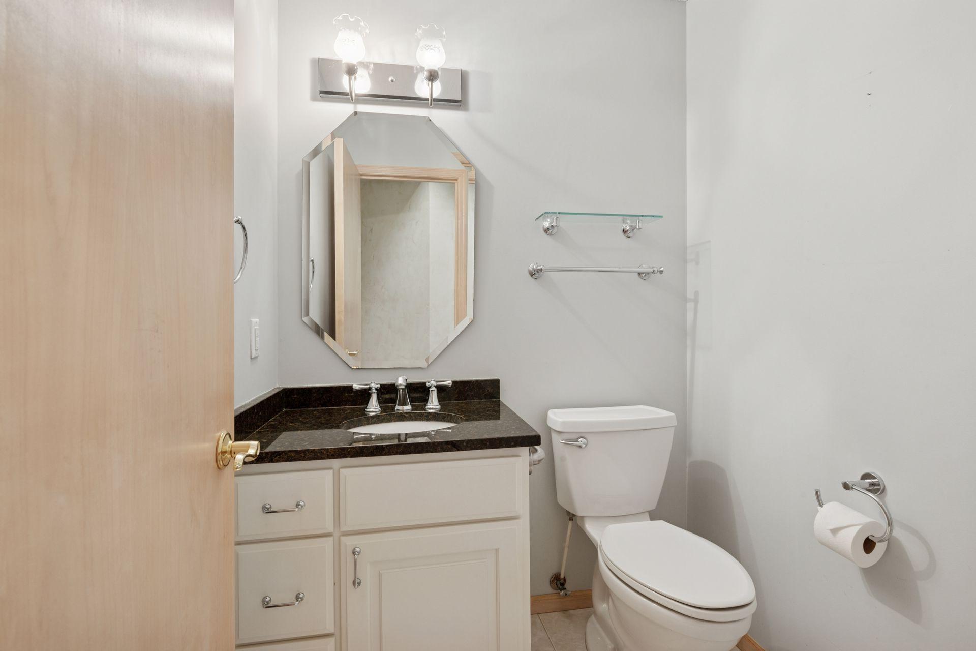 8215 Creekside Circle