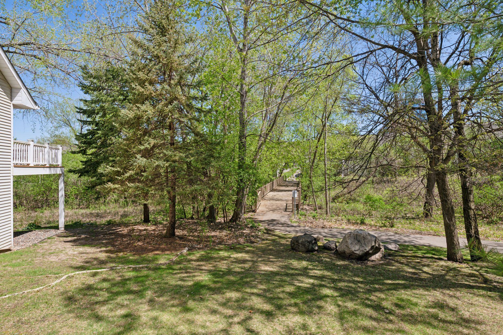 8215 Creekside Circle