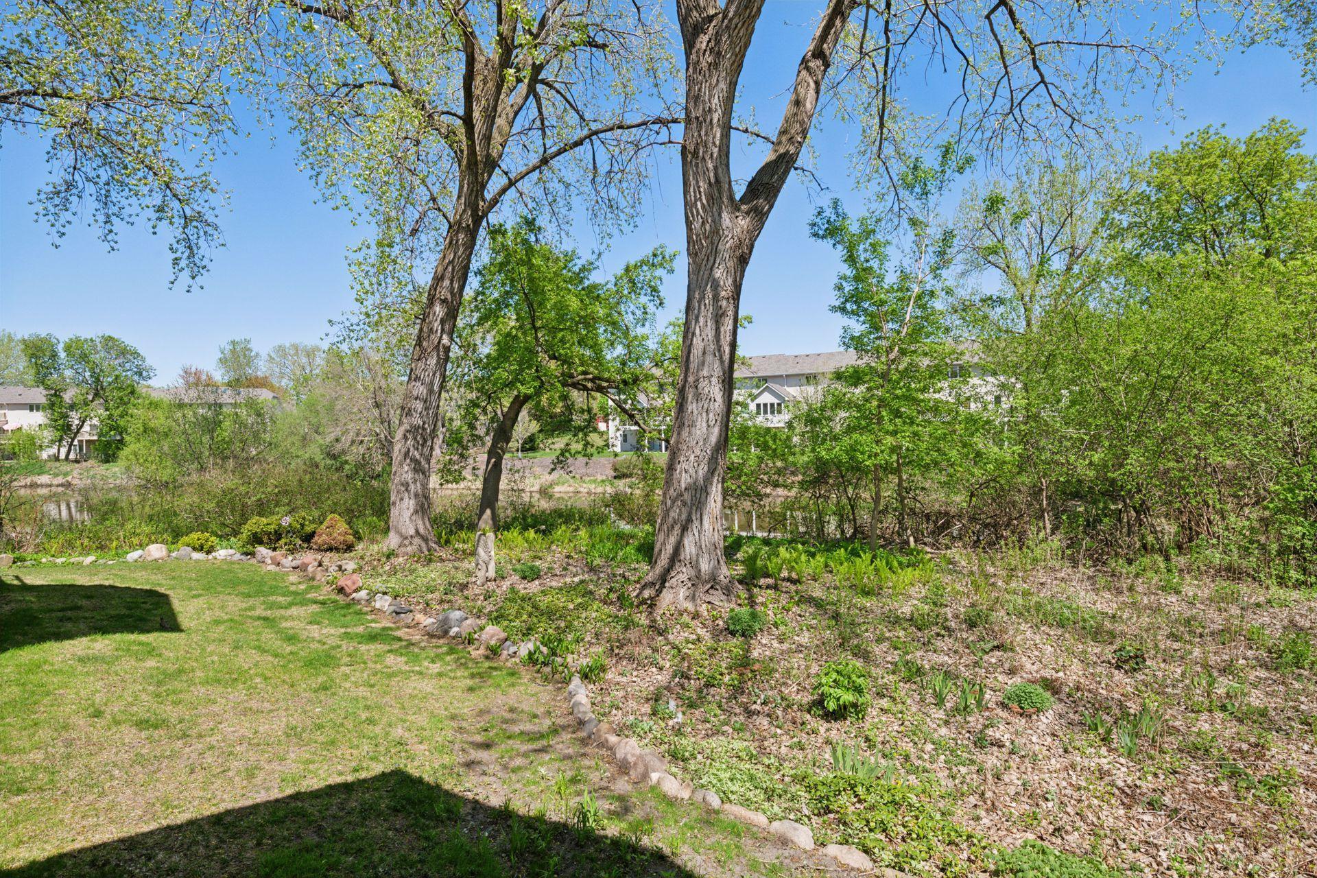 8215 Creekside Circle
