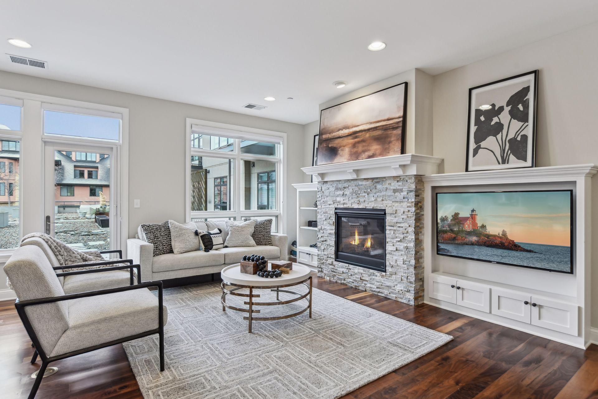 875 Lake Street N Unit: 217