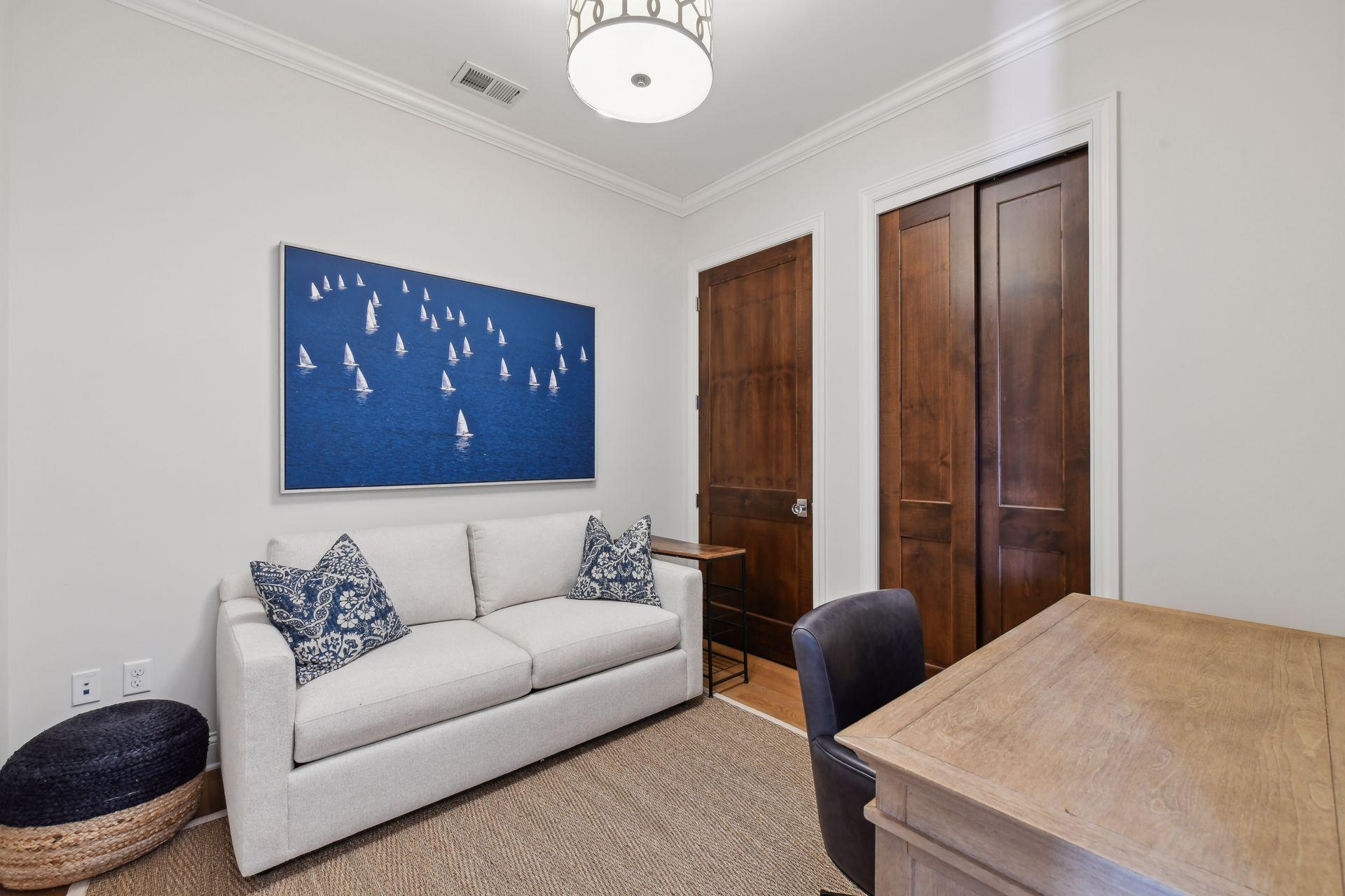 875 Lake Street N Unit: 404