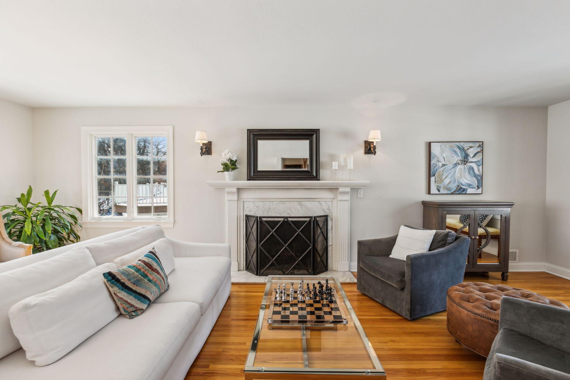 6605 Southcrest Drive