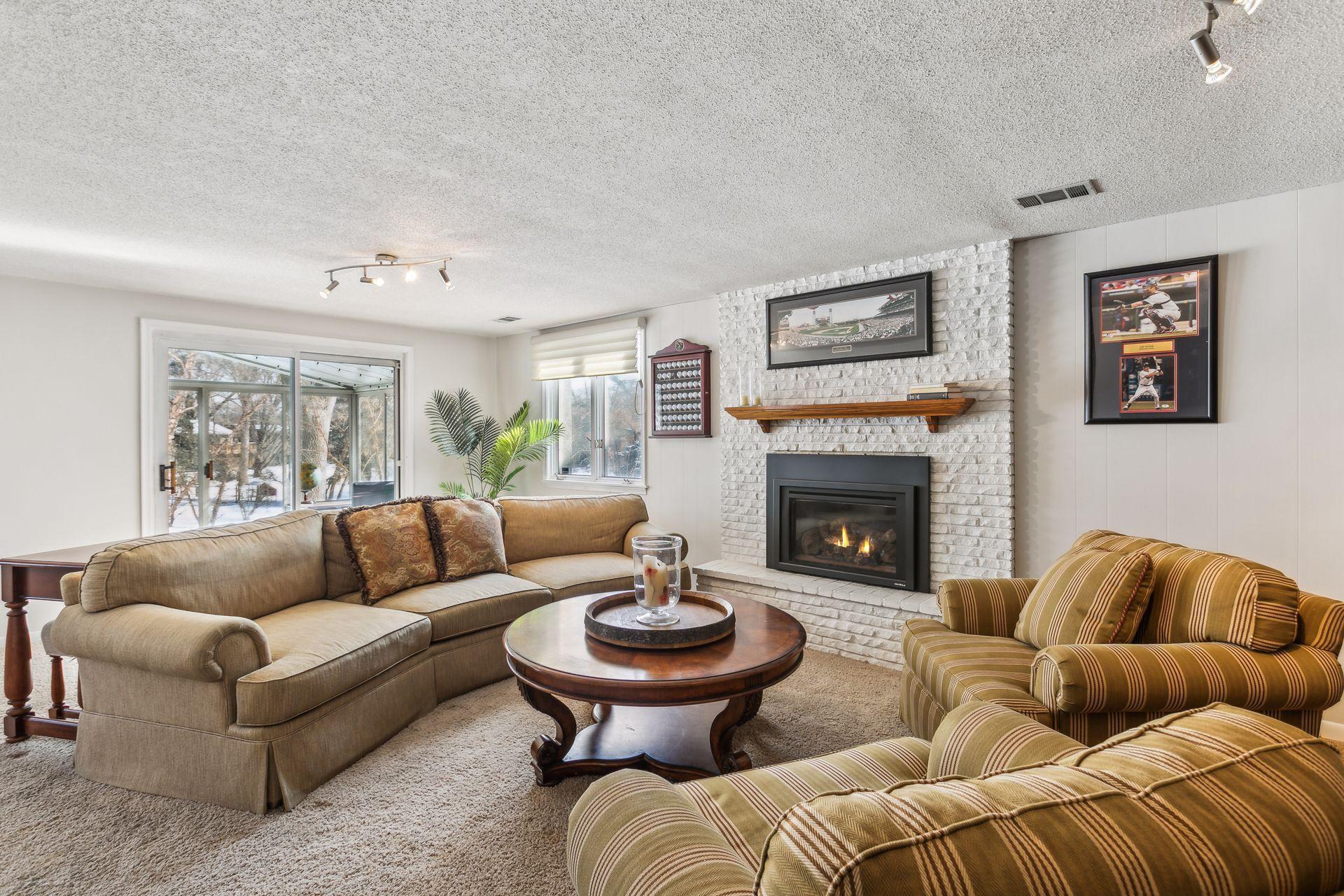 6605 Southcrest Drive