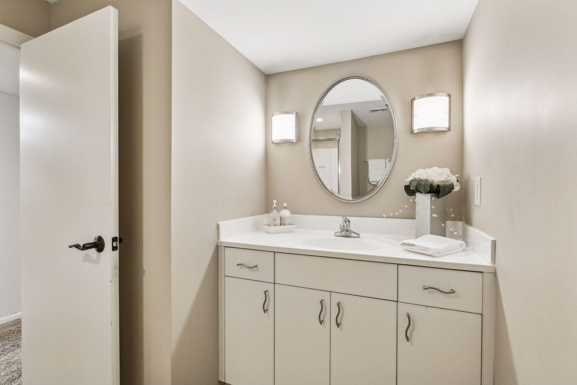 6605 Southcrest Drive