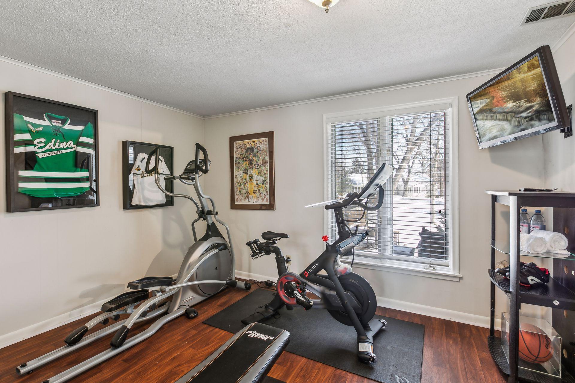 6605 Southcrest Drive