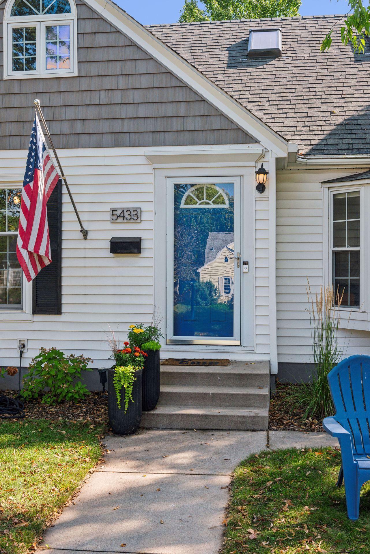 5433 Morgan Avenue S