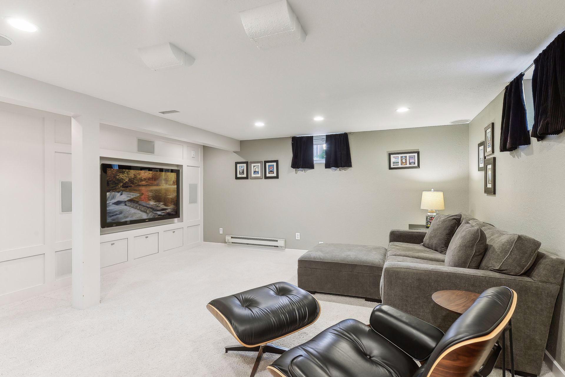 5433 Morgan Avenue S