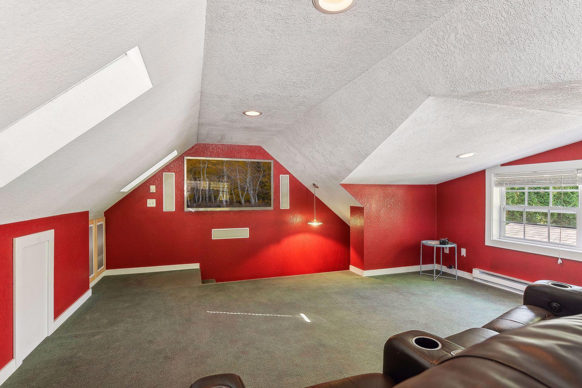 5433 Morgan Avenue S