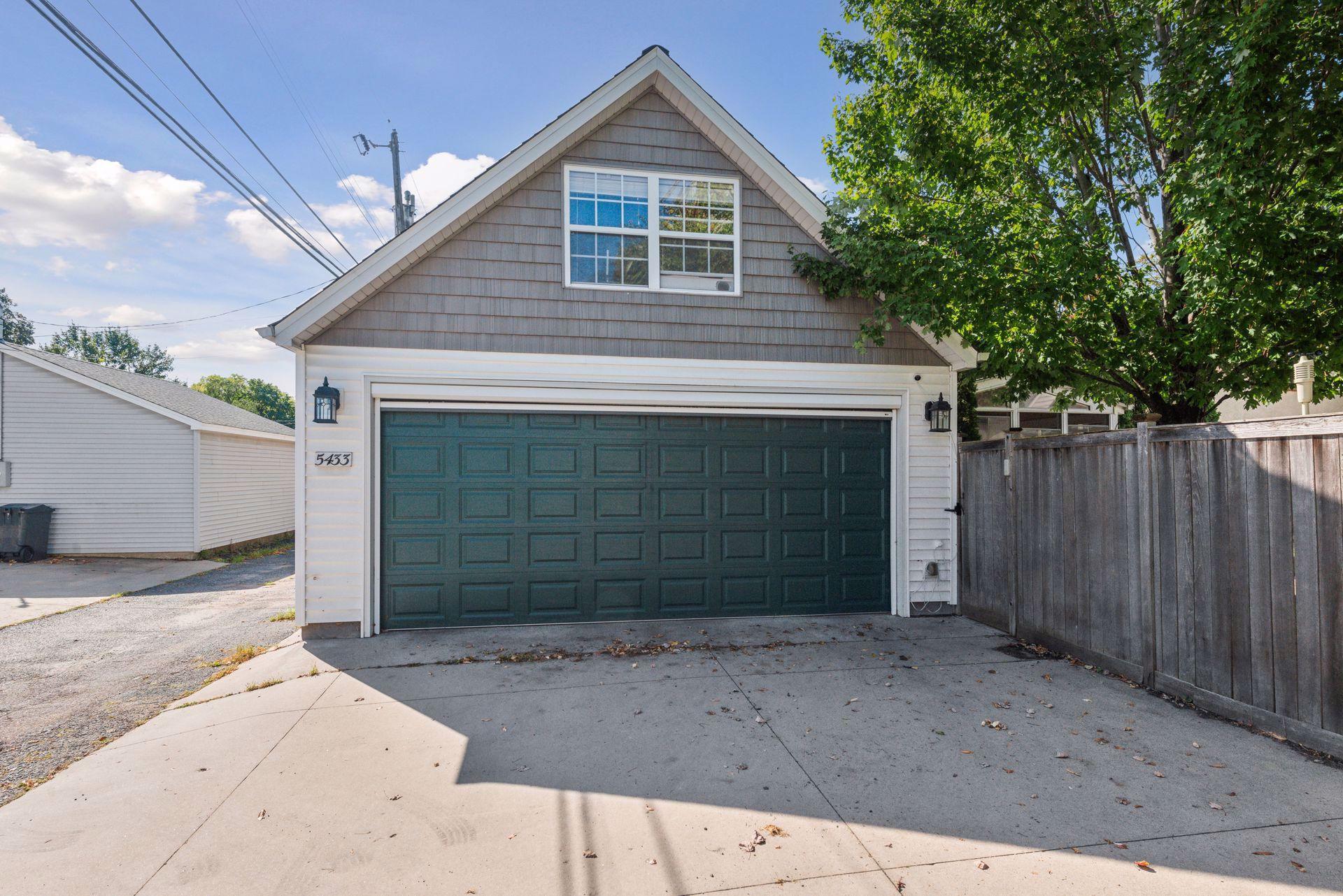 5433 Morgan Avenue S