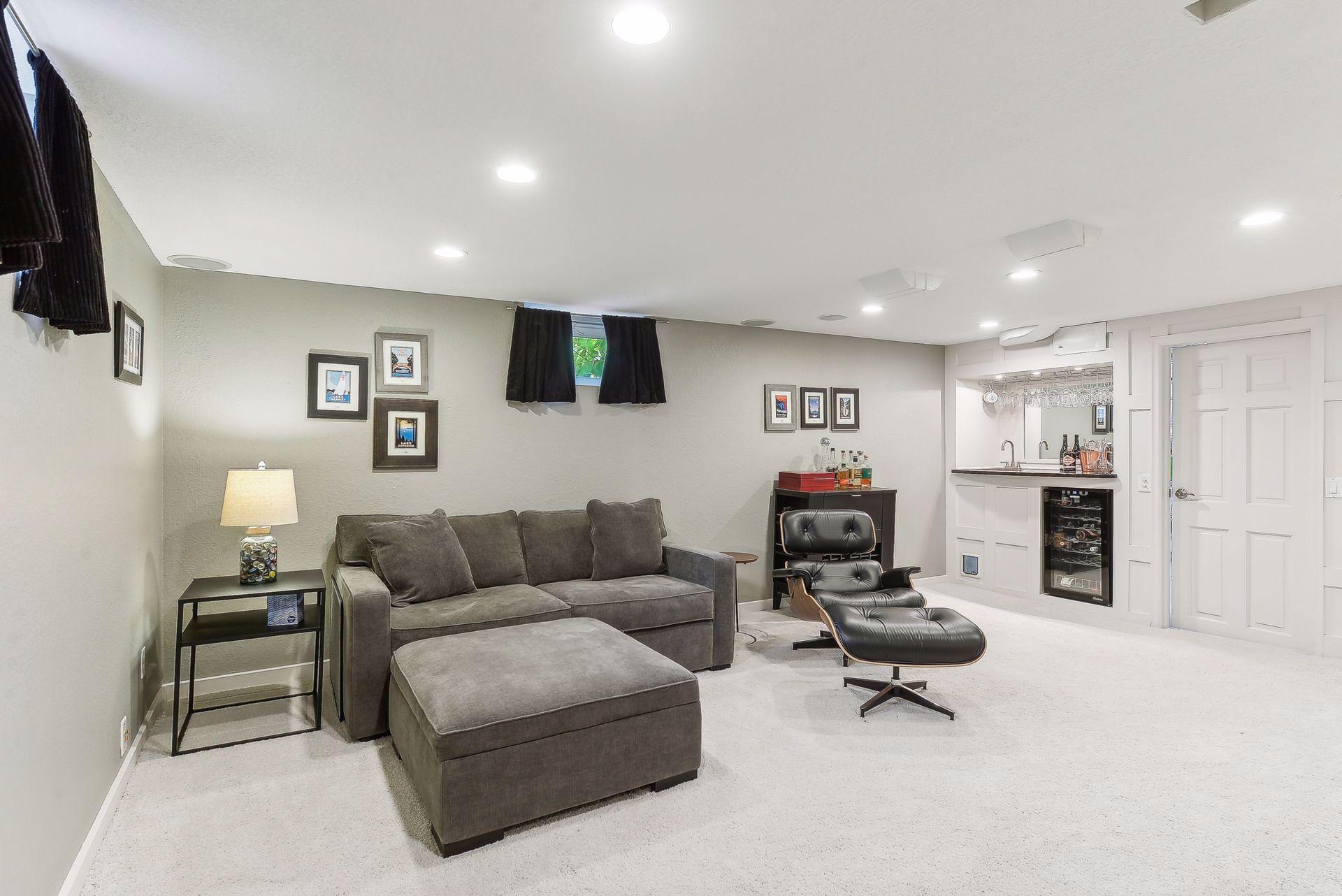 5433 Morgan Avenue S