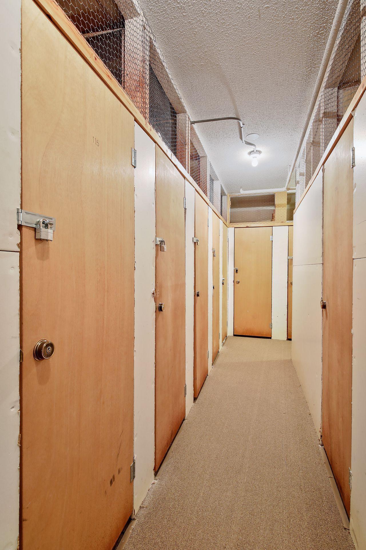 7520 Cahill Road Unit: 121A