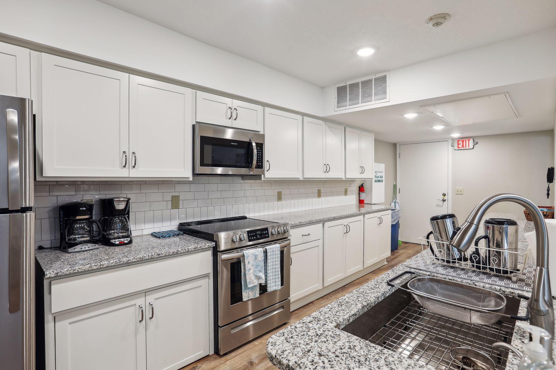 7520 Cahill Road Unit: 121A