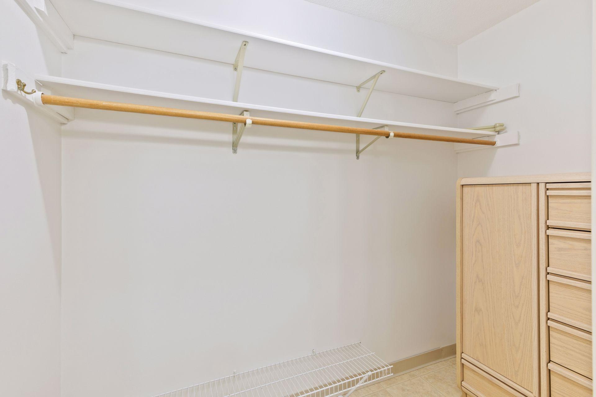 7520 Cahill Road Unit: 121A