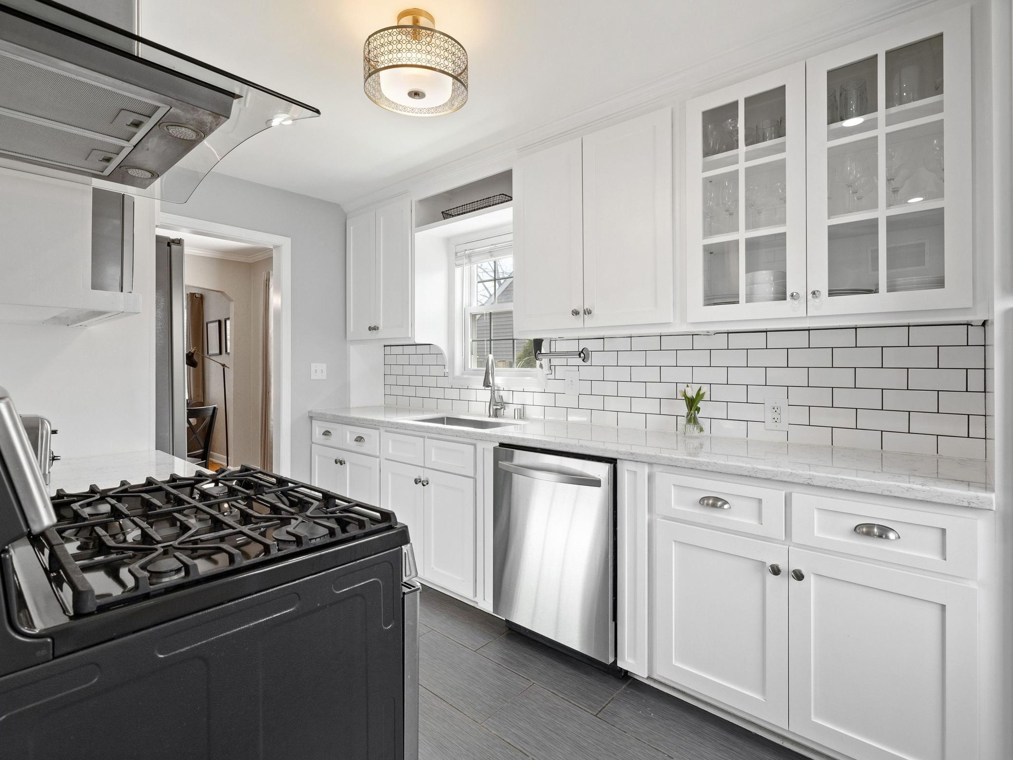 2850 Florida Avenue S