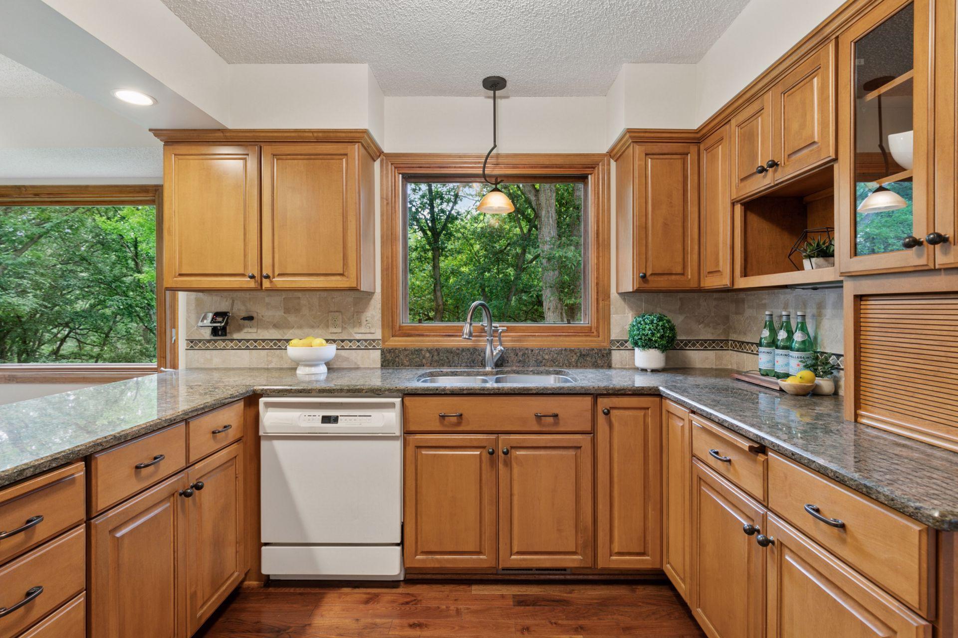 7619 W 85th Street