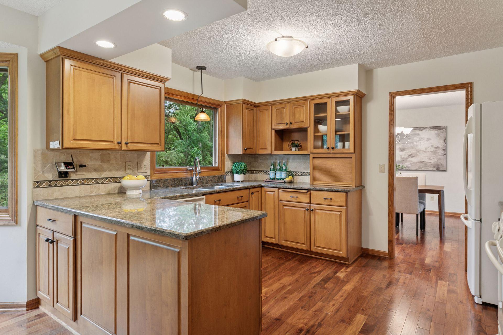 7619 W 85th Street