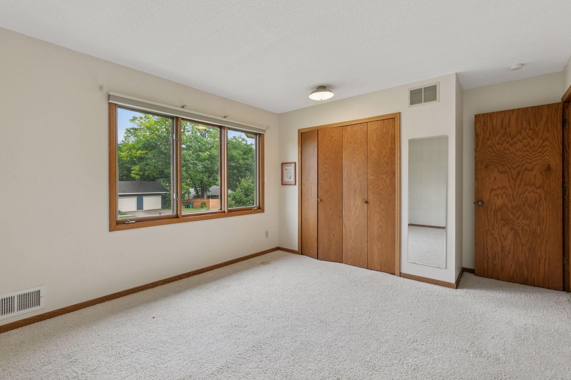 7619 W 85th Street