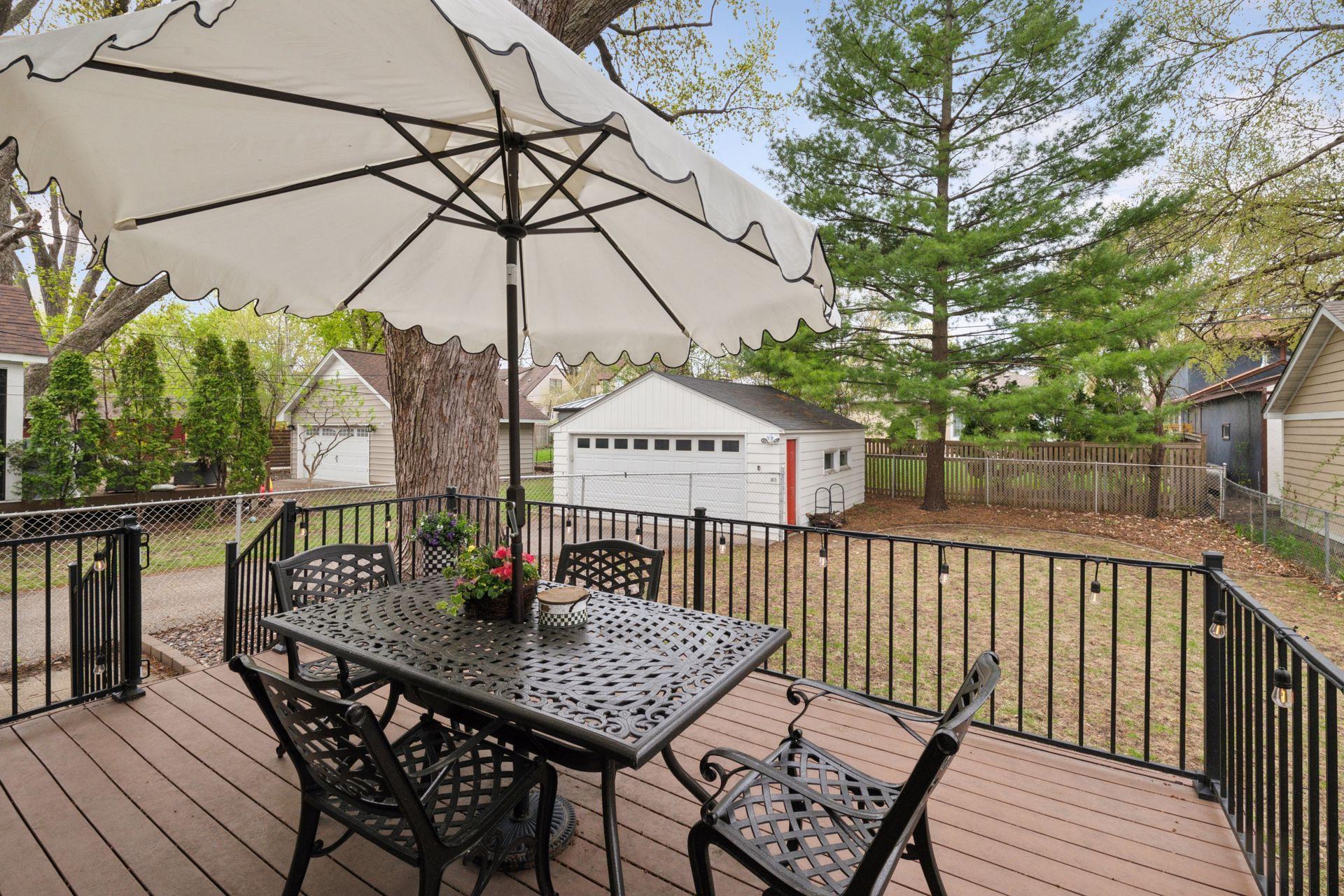 3604 Glenhurst Avenue