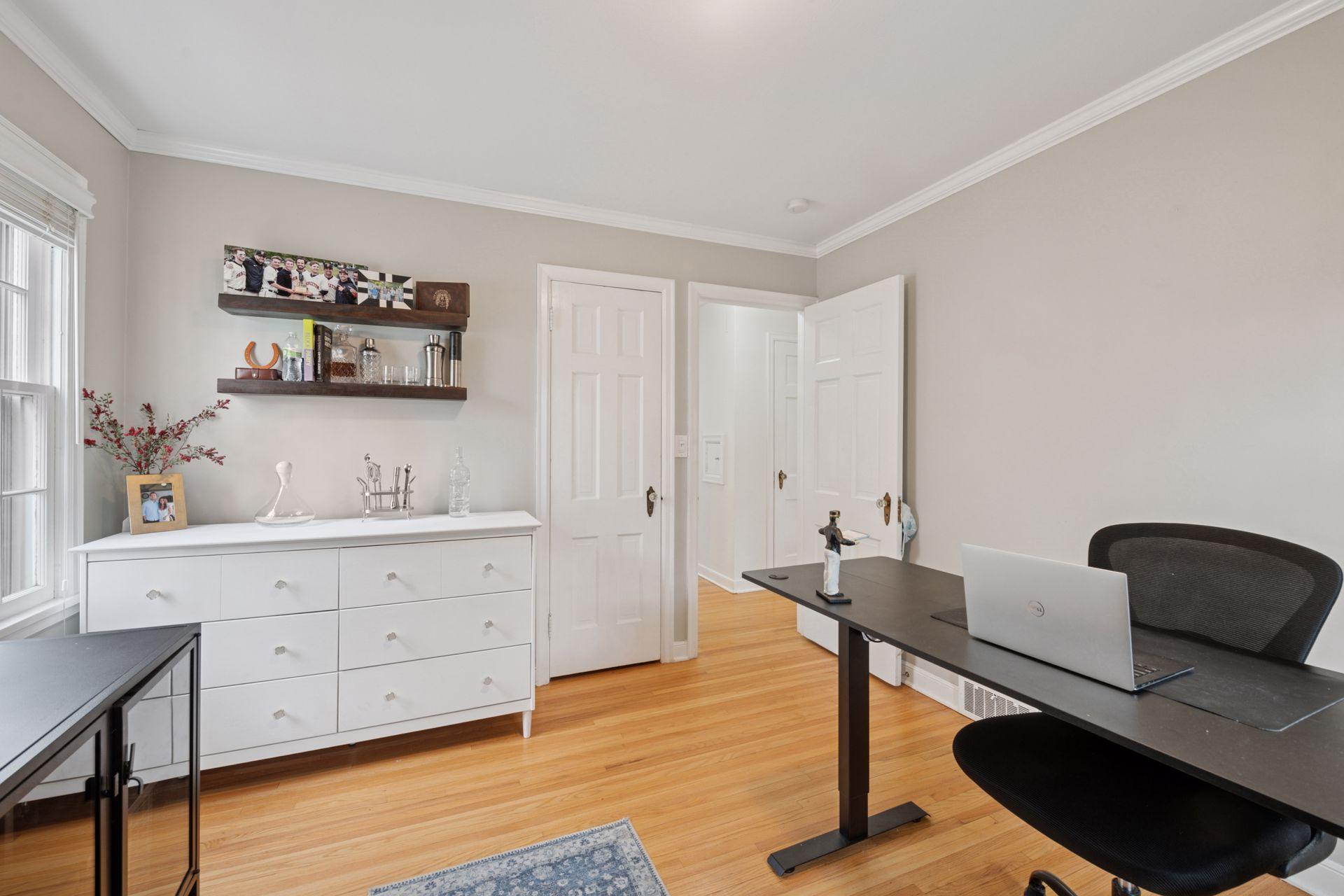 3604 Glenhurst Avenue