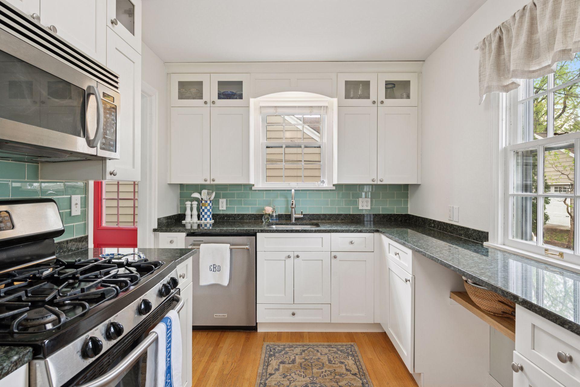 3604 Glenhurst Avenue