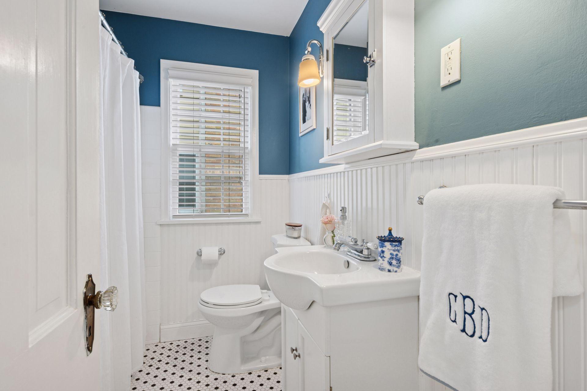 3604 Glenhurst Avenue