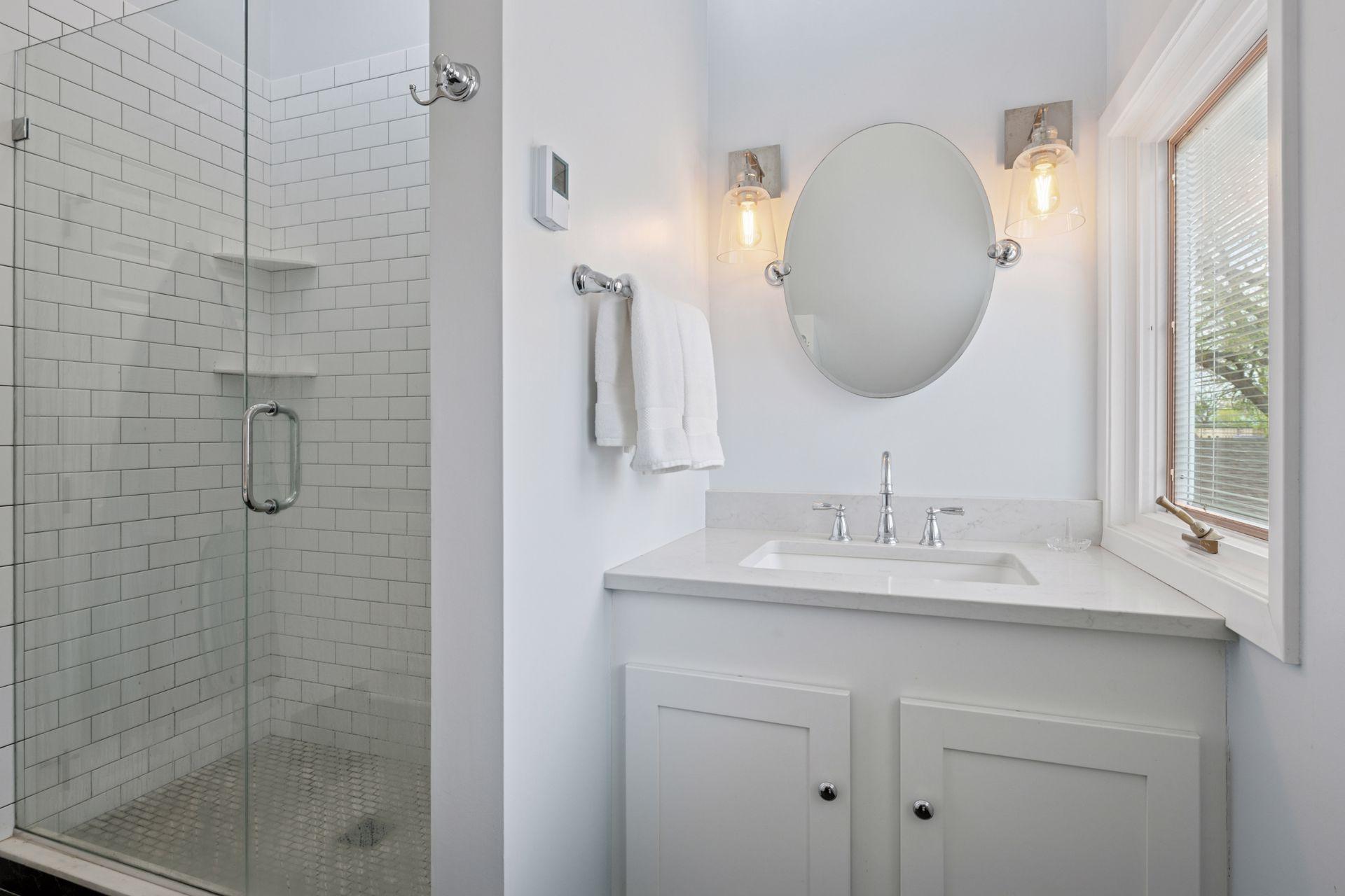 3604 Glenhurst Avenue