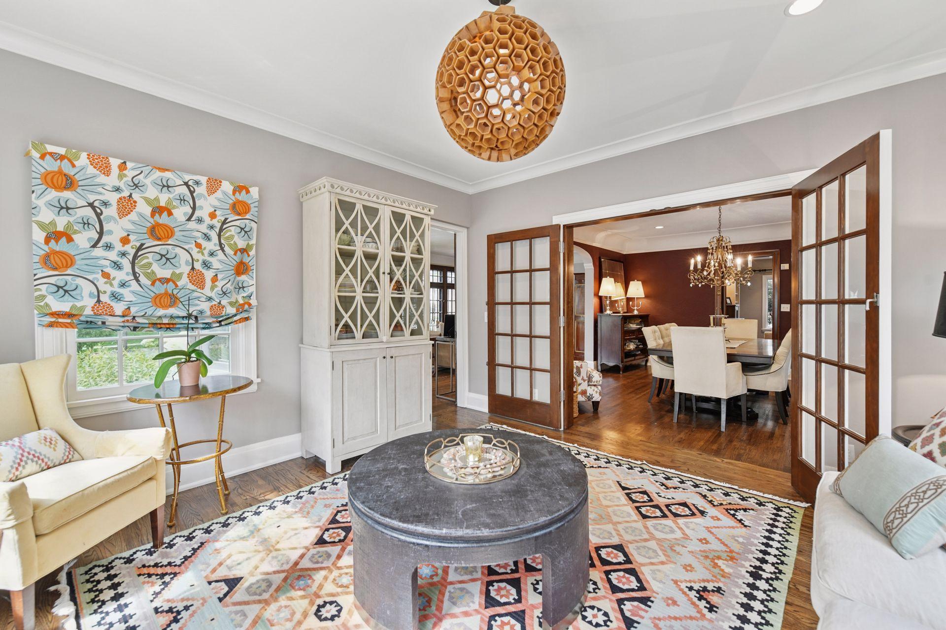 4515 Moorland Avenue