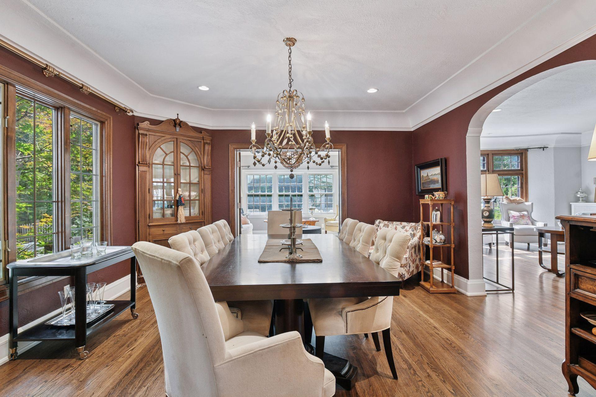 4515 Moorland Avenue