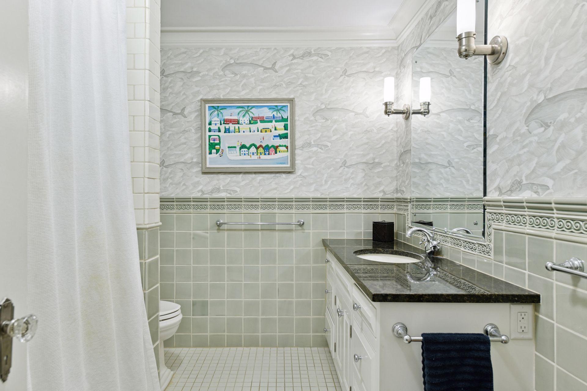 4515 Moorland Avenue