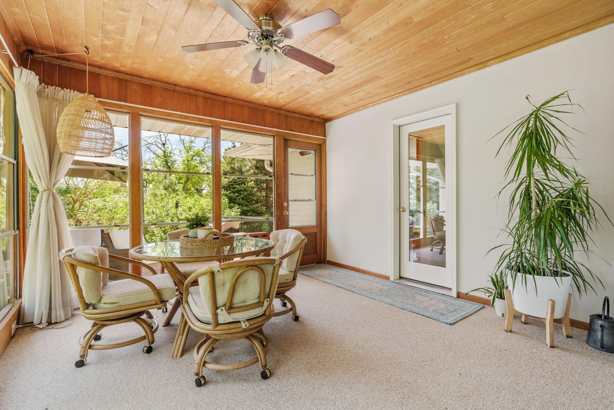 6140 Glenwood Avenue