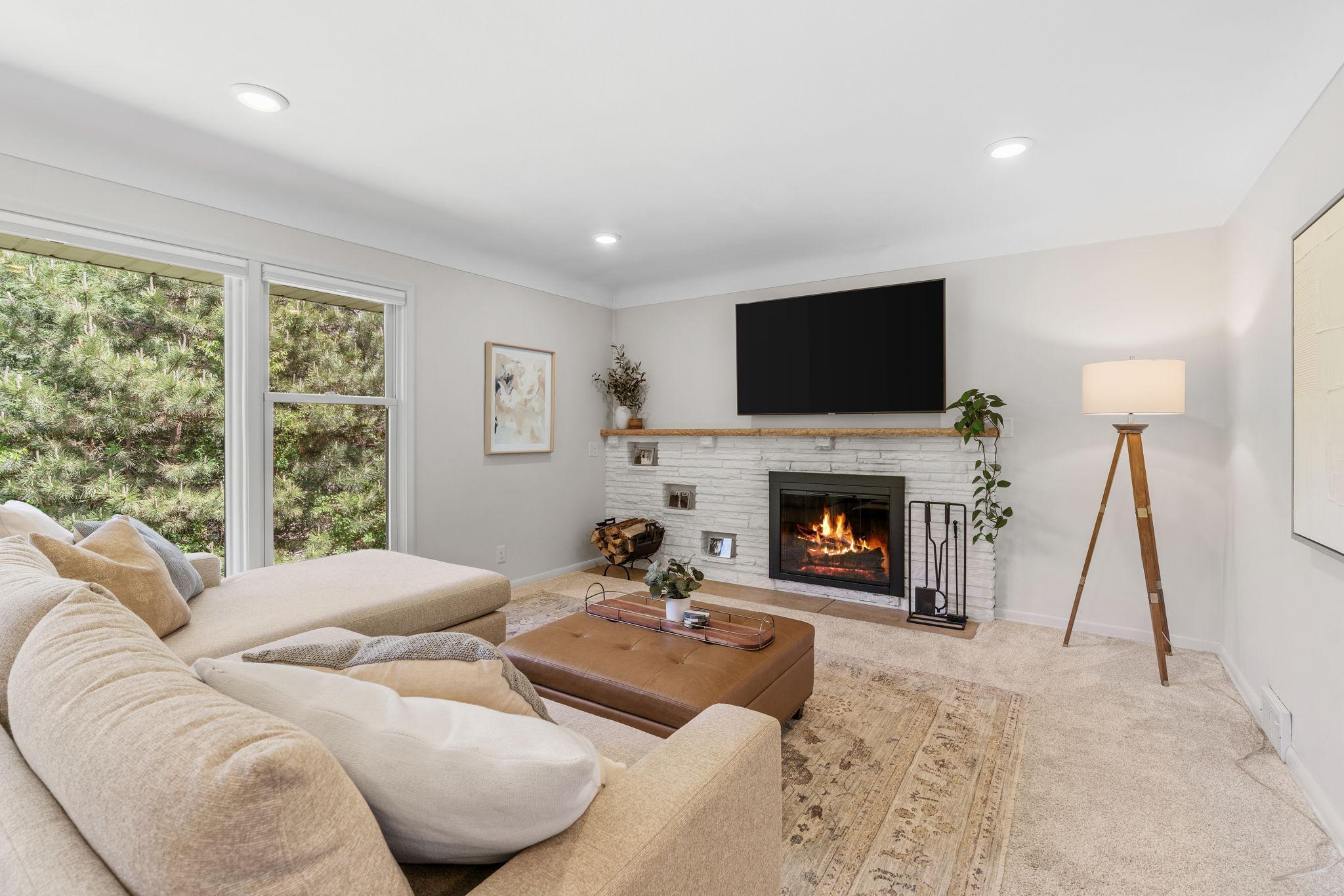 6140 Glenwood Avenue