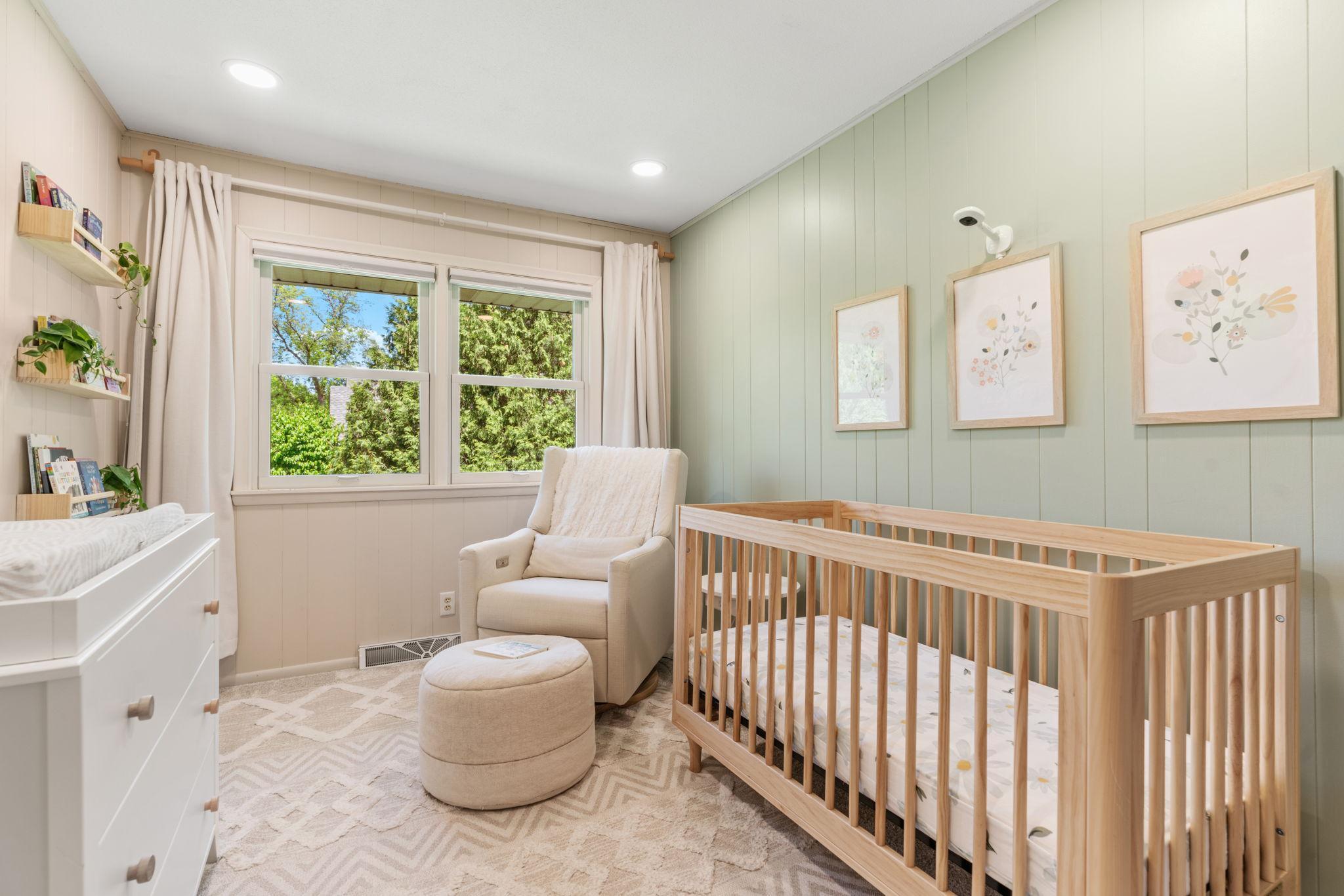 6140 Glenwood Avenue