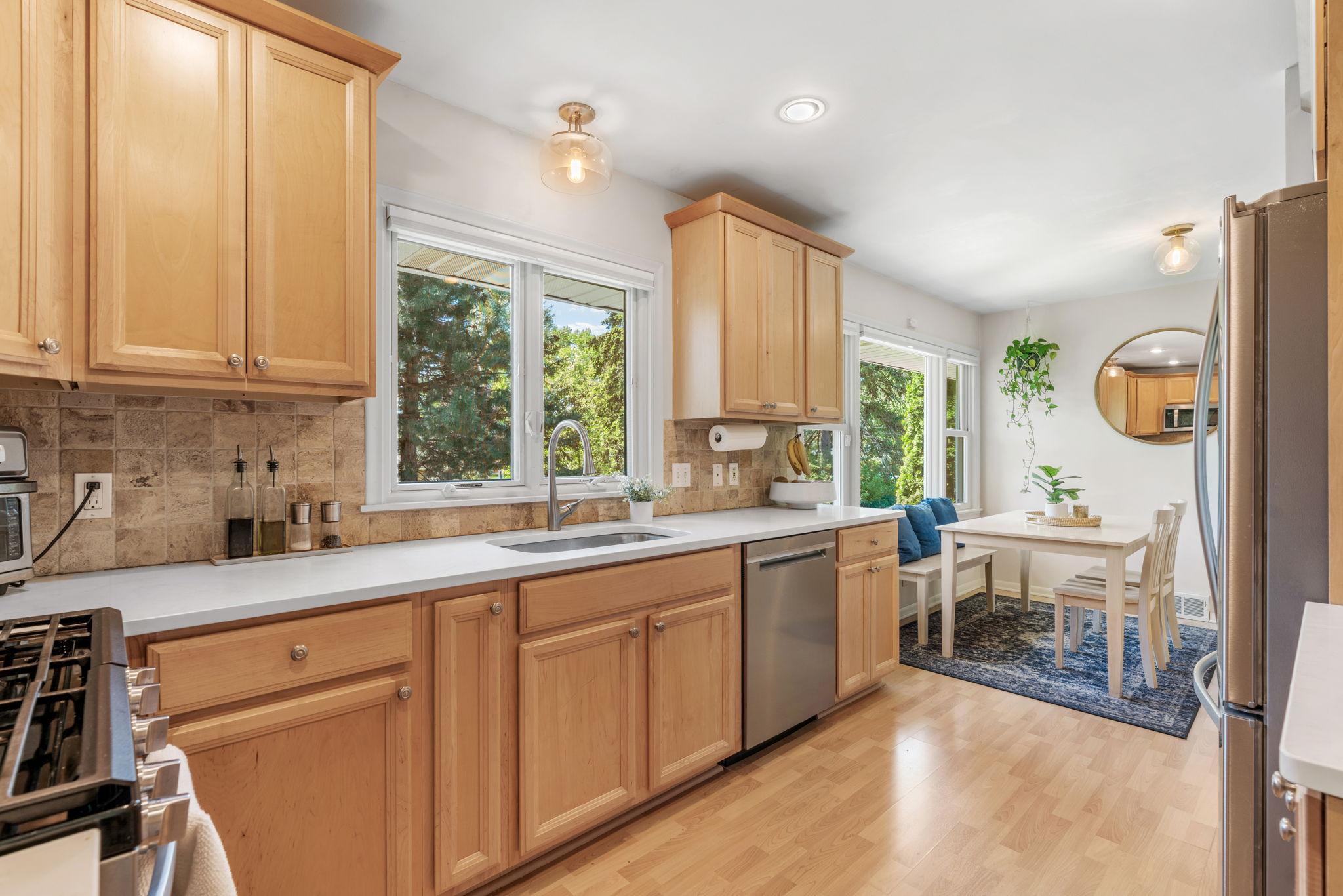 6140 Glenwood Avenue