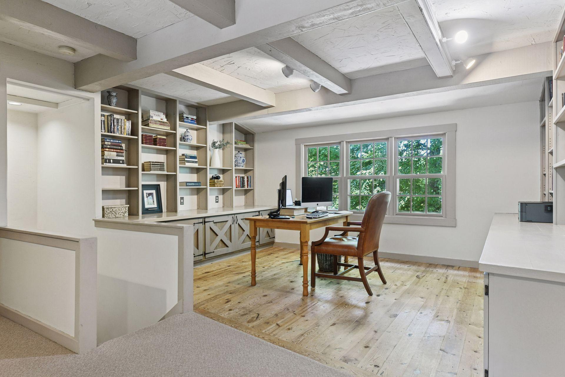 10301 Brunswick Circle