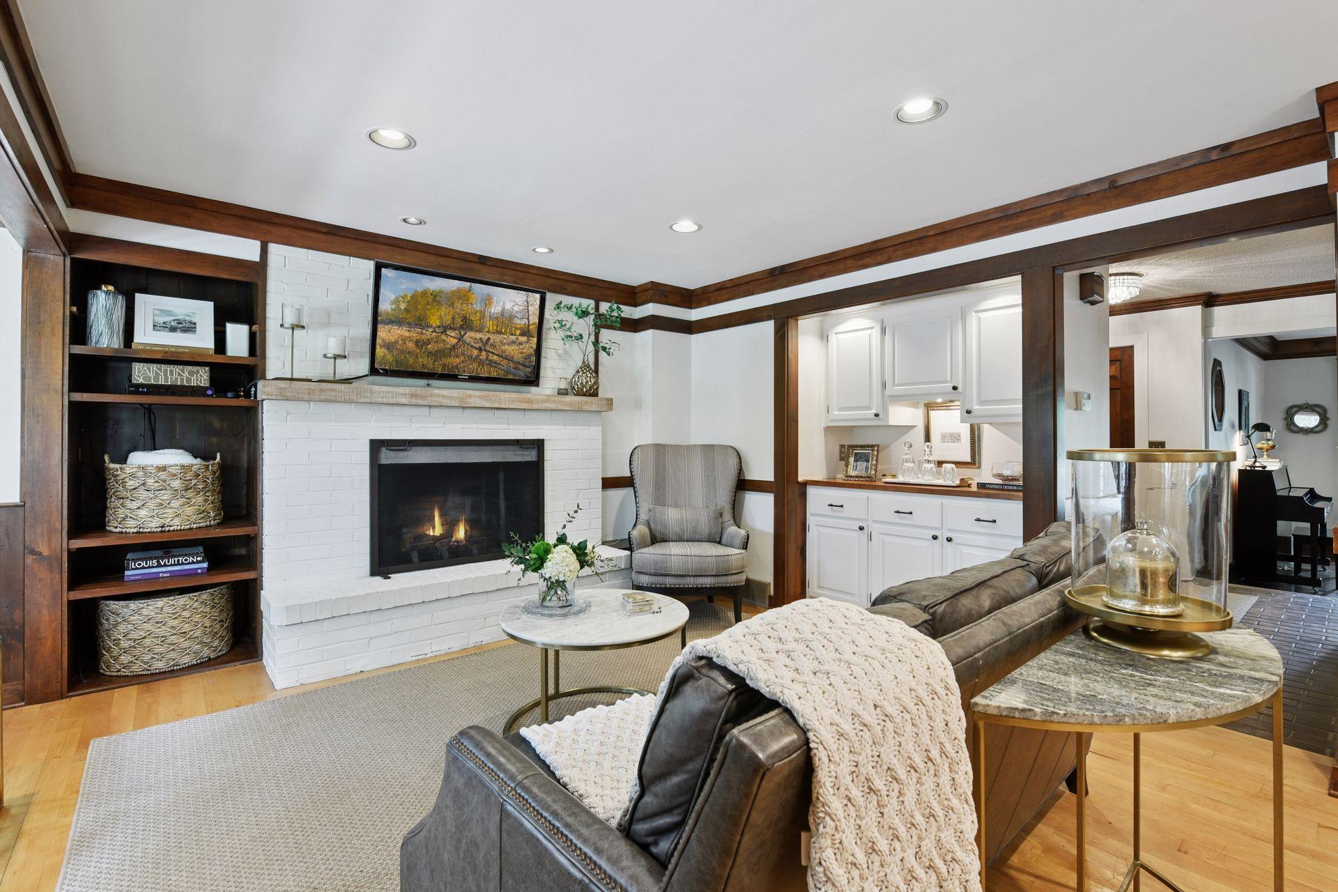 10301 Brunswick Circle