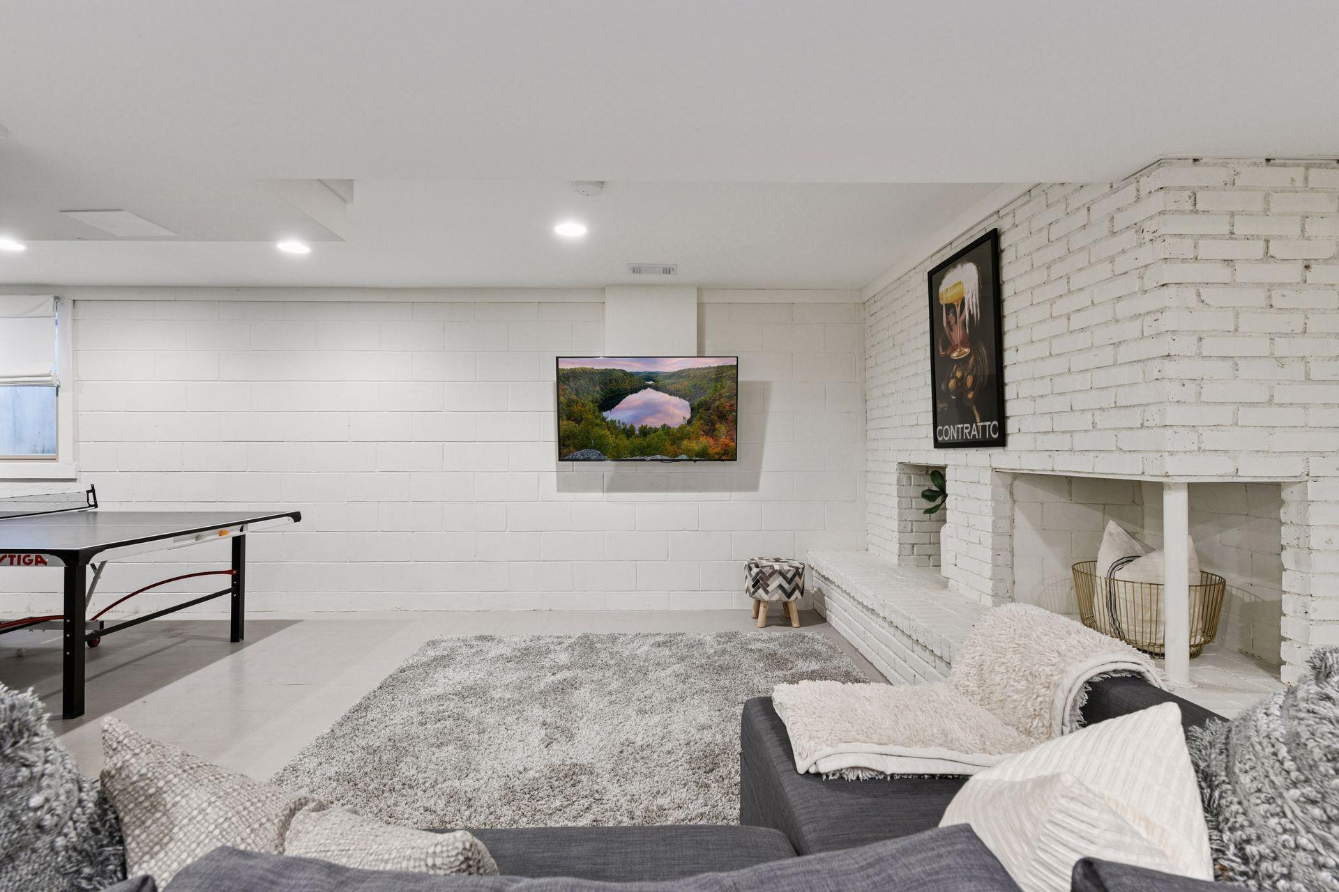 10301 Brunswick Circle