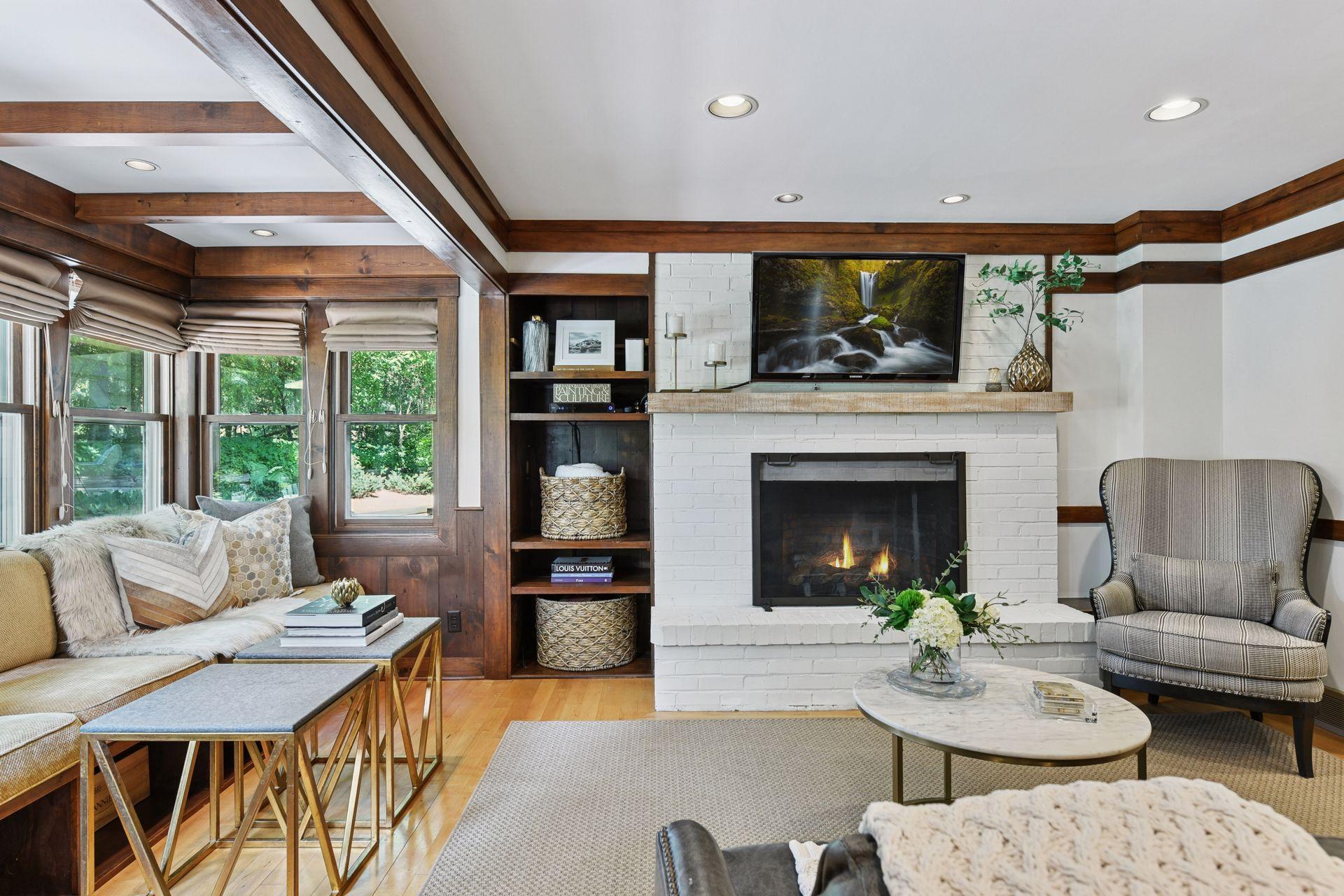 10301 Brunswick Circle