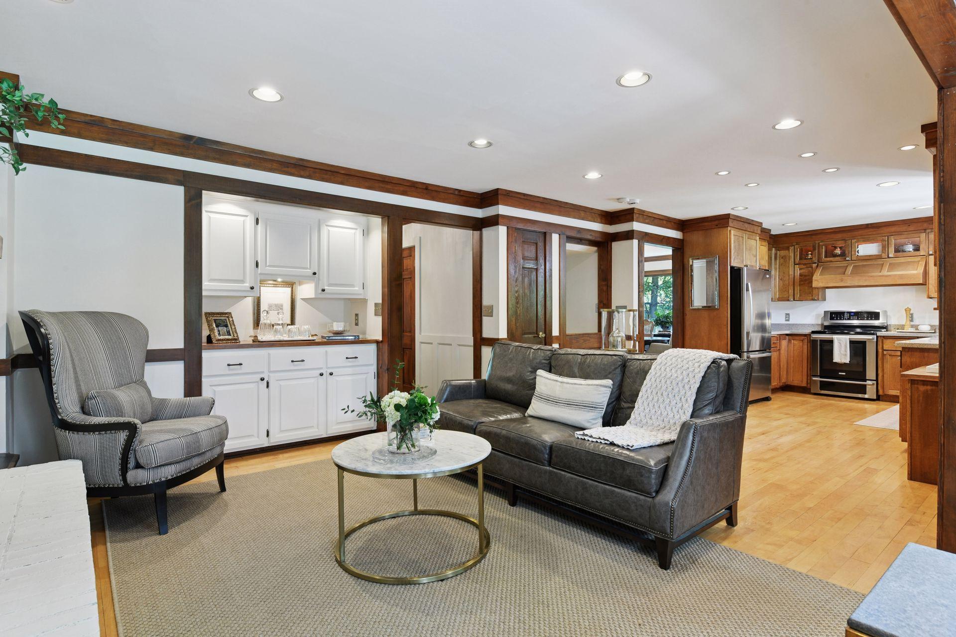 10301 Brunswick Circle