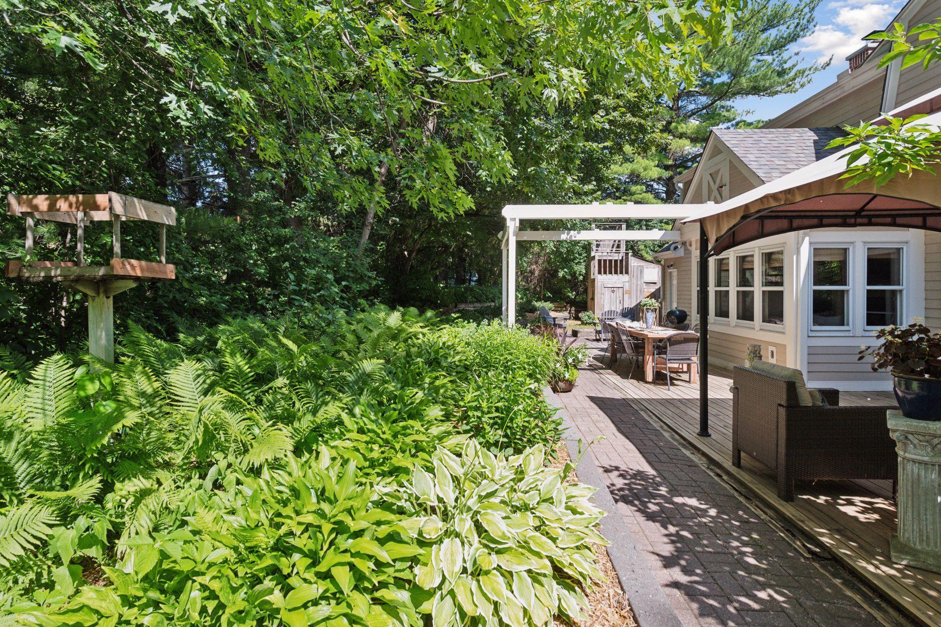 10301 Brunswick Circle