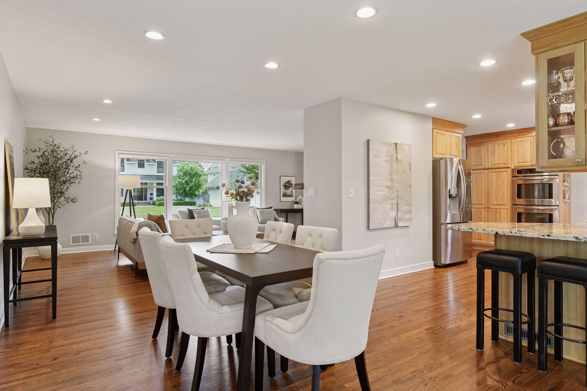 5921 Grimes Avenue S