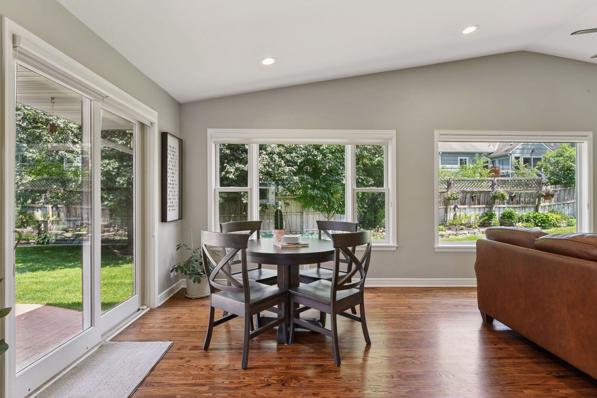 5921 Grimes Avenue S