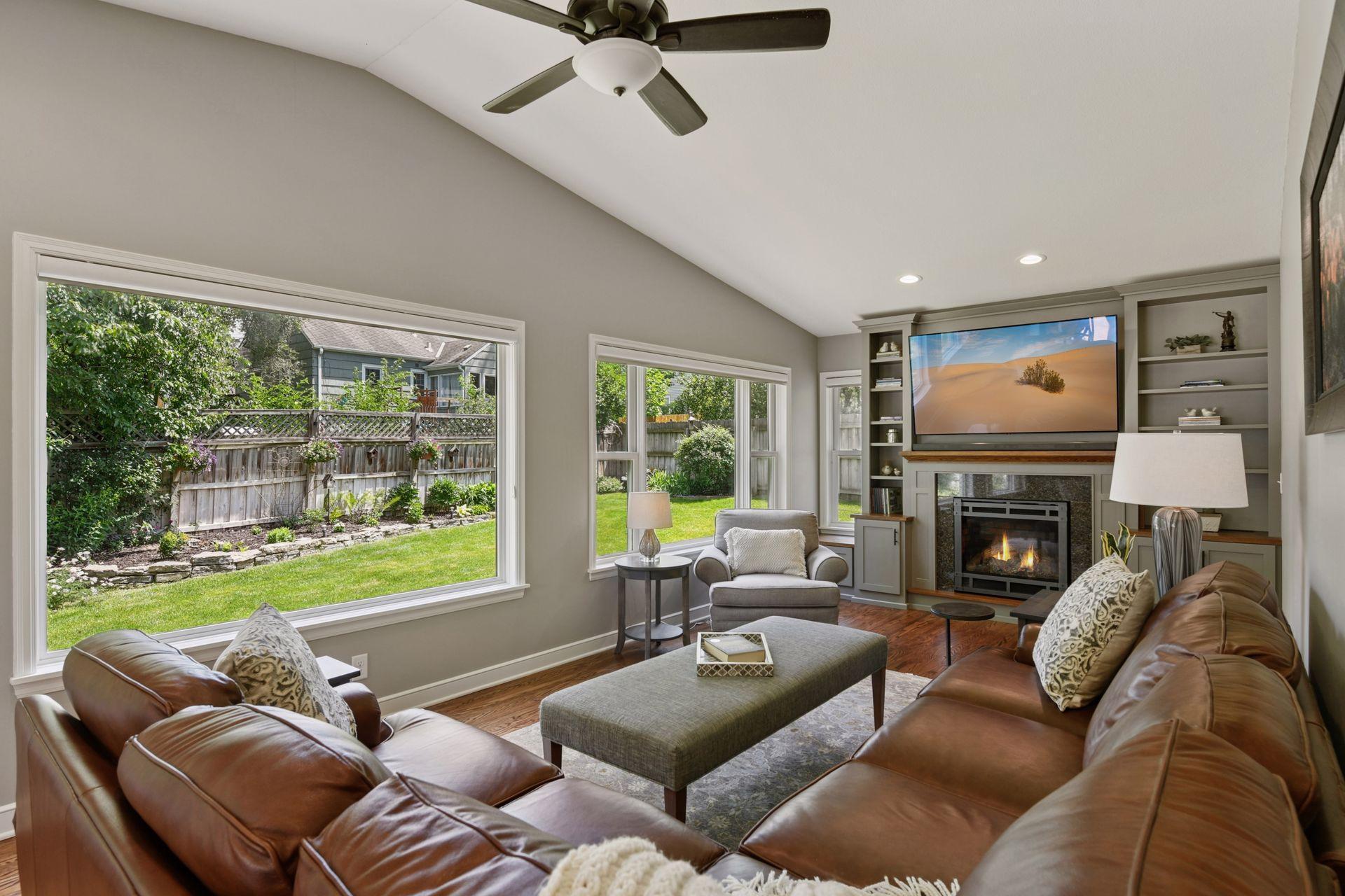 5921 Grimes Avenue S