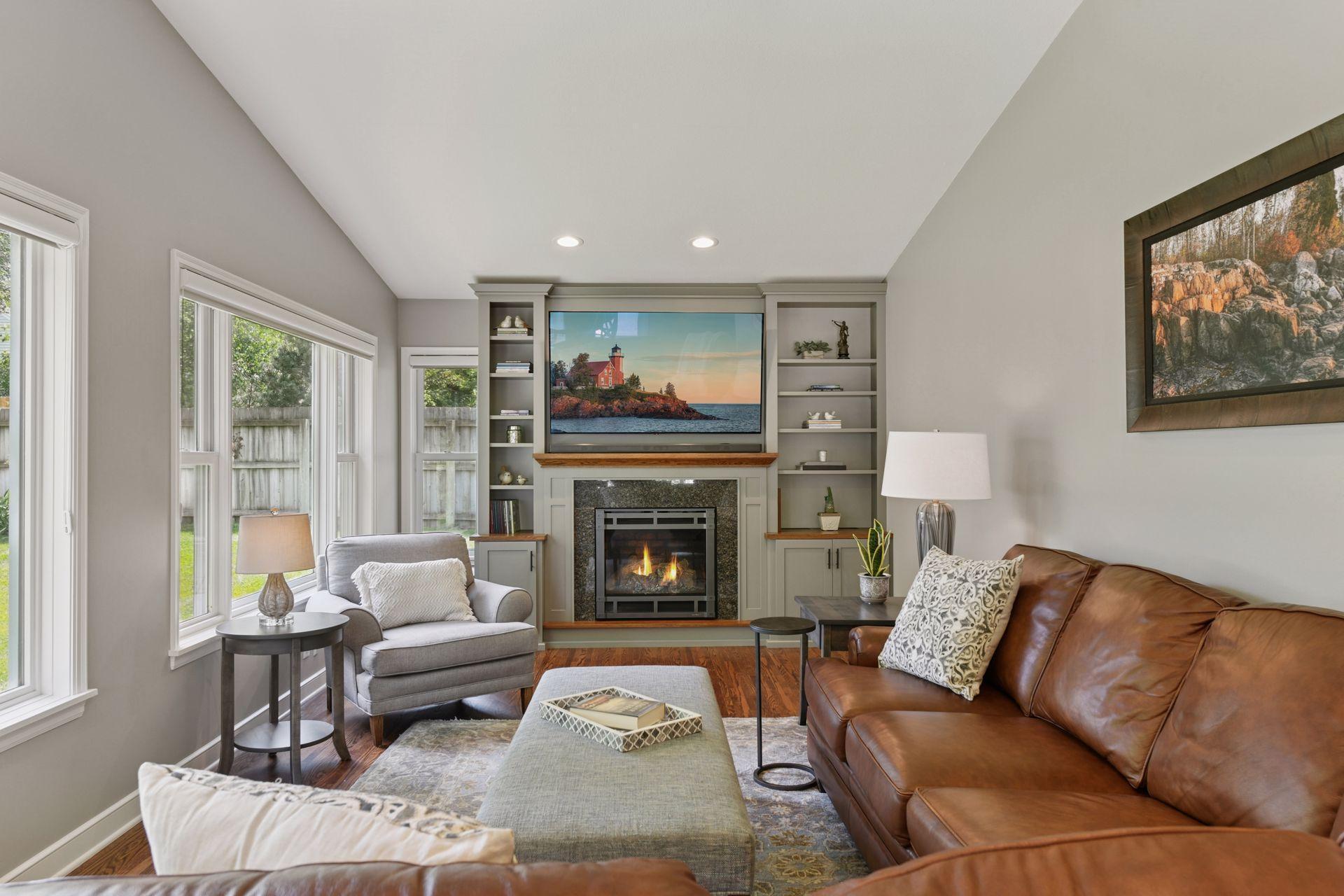 5921 Grimes Avenue S