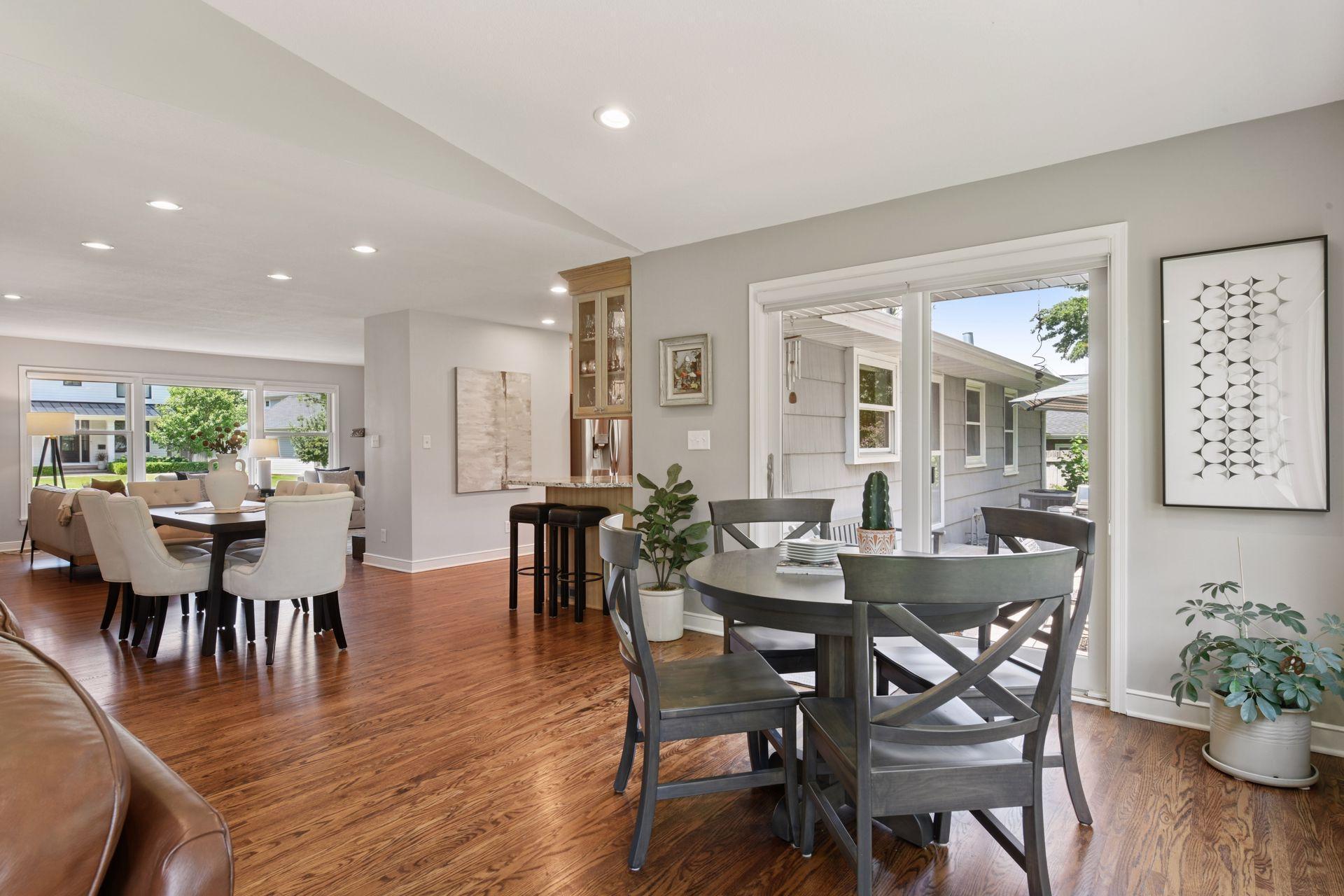 5921 Grimes Avenue S